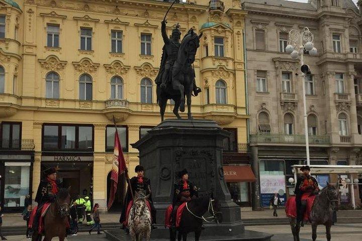 Descubra e se apaixone por Zagreb - passeio a pé privado