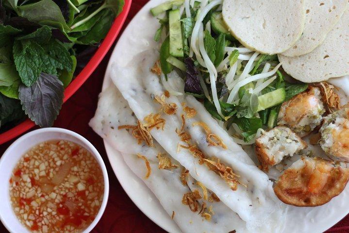 Foodie para grupos pequenos por noite em Saigon (04 horas)