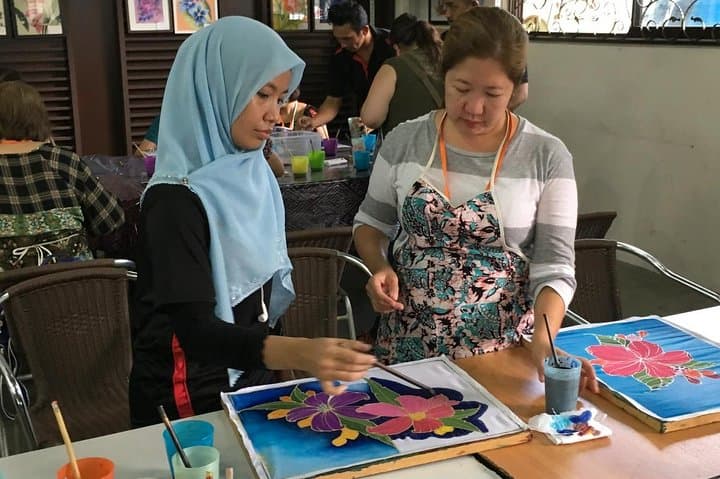 Malaysian Batik Experience-Handkerchief