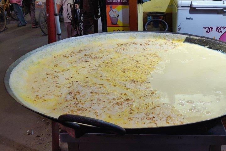 Sentier alimentaire à travers le marché du tapis scié : Un avant-goût de Chennai