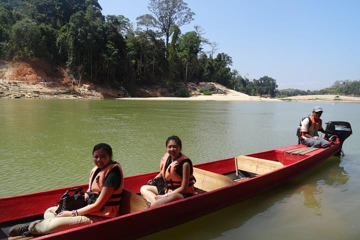 Day Tour Aborigine Village @ Rainforest Taman Negara + Batu Caves