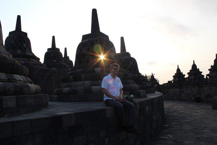 Borobudur Sunrise og River Tubing