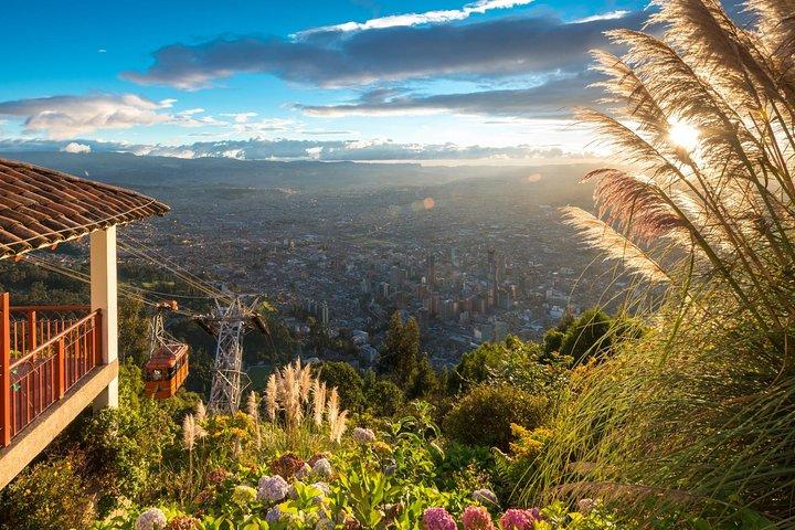 VIP Bogota Stadtrundfahrt : Monserrate, Candelaria, Kaffeeprobe, 6 Stunden