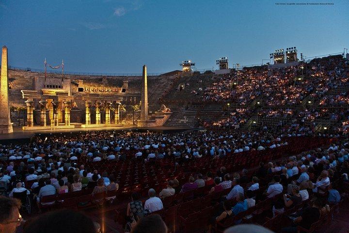 Transfer do Lago Garda para a Arena de Verona e o Opera Ticket