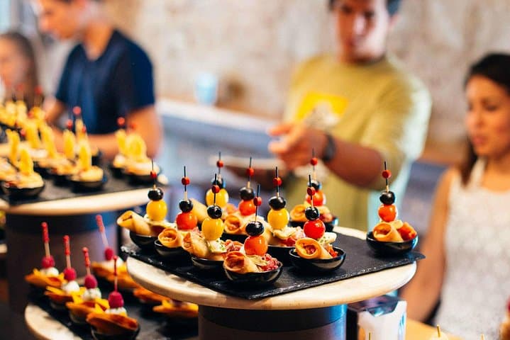 Barcelona Private Food Tour With Locals: 6 or 10 Tastings