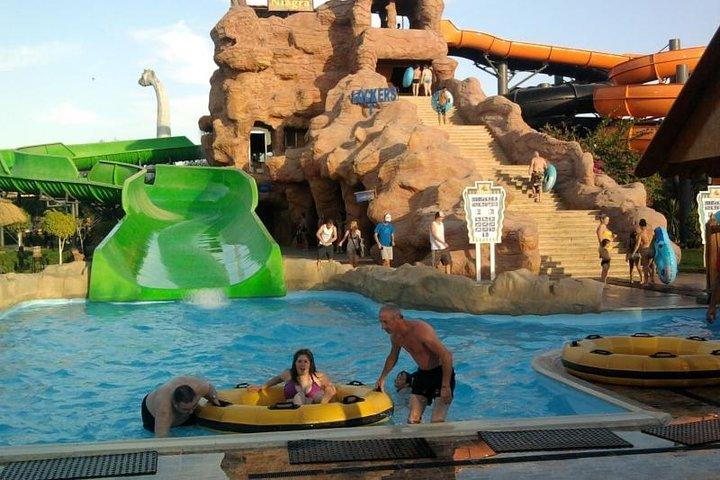 Entrada de Adventura Aqua Park de día completo en Sharm El Sheikh