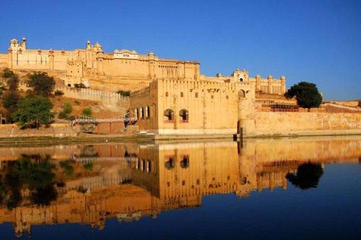 Goldenes Dreieck - Delhi - Agra-Jaipur Tour mit dem privaten Auto