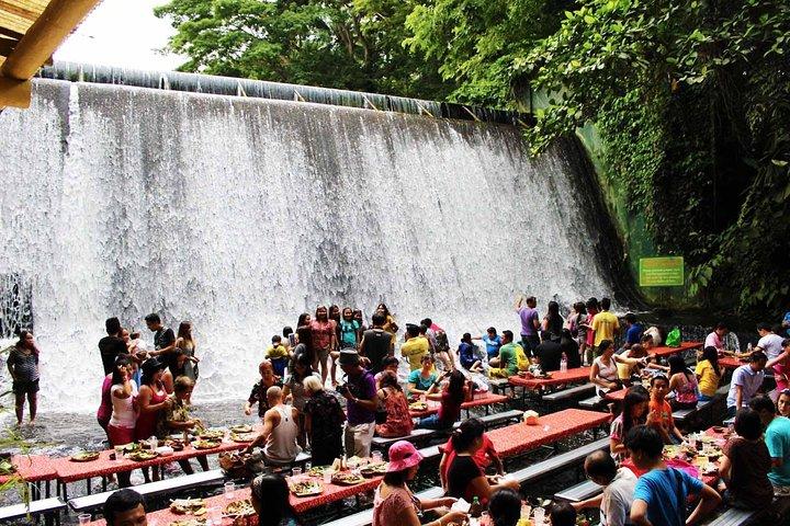 Villa Escudero-turné med lunch från Manila (DElad)
