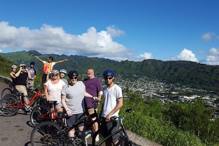 Downhill Bike och Ko'olau Waterfall Hike Tour