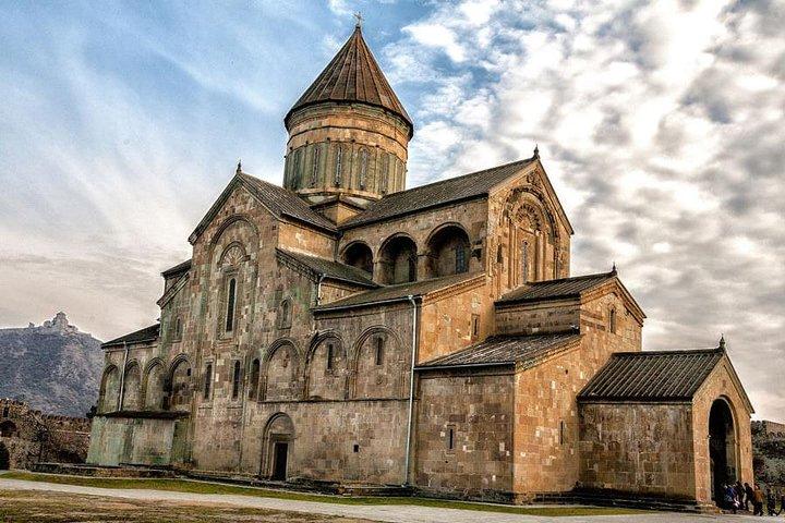 Vini biologici di Mtskheta - tour privato con pranzo e degustazione di vini