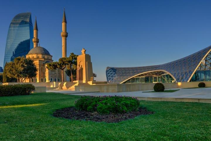 Private Baku-Stadtrundfahrt