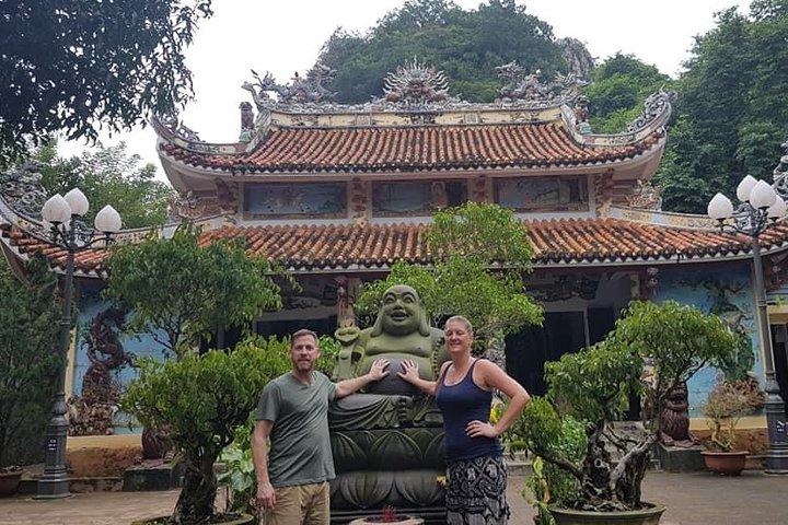 Landausflug nach LADY BUDDHA, MARBLE MOUNTAIN, HOI AN von TIEN SA oder CHAN MAI