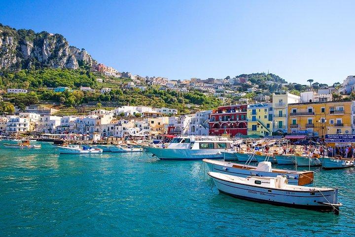 Private Transfer: Naples to Capri by Speedboat