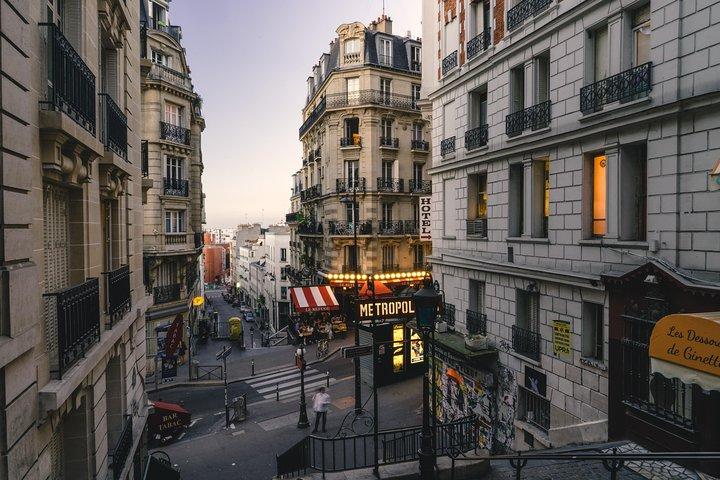 Sacred Heart and Montmartre with private guide