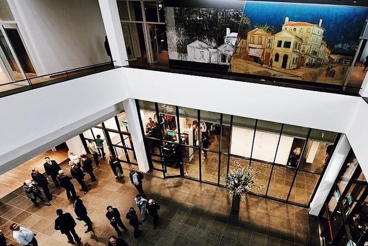 Van Gogh Museum Amsterdam Exclusive Tour w/ Reserved Entry