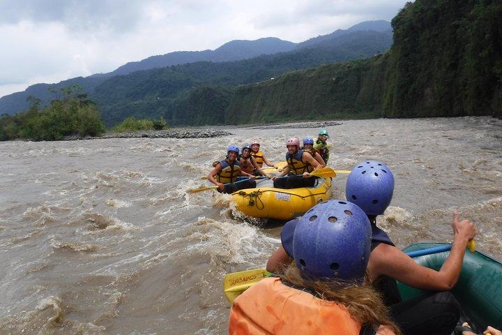 Half Day Rafting i Pastaza River