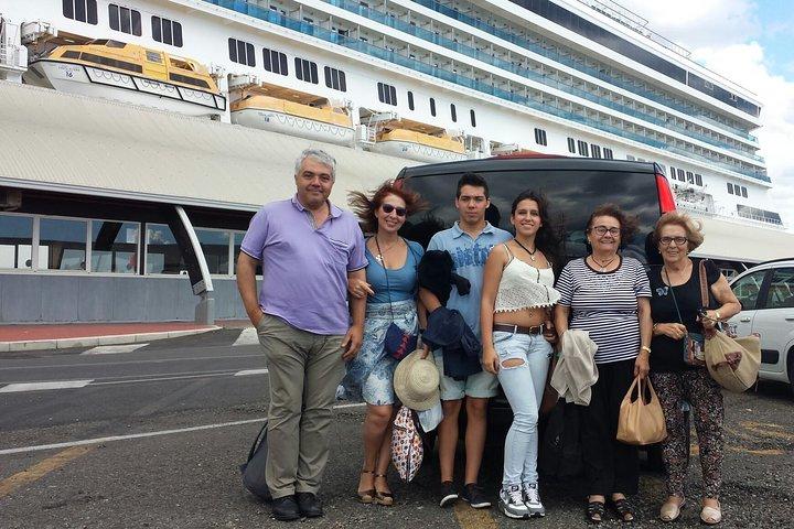Transfert privé : de Rome au port de Civitavecchia en véhicule de luxe