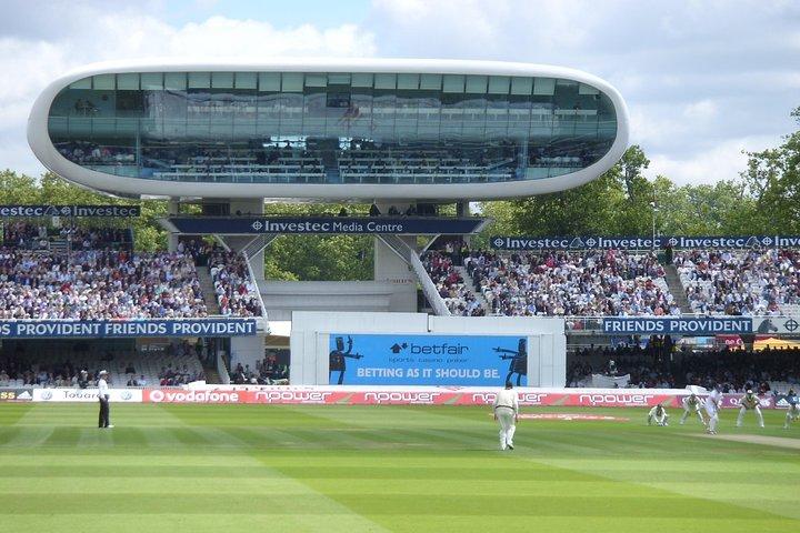 象徴的なロンドンのスポーツ施設のプライベートツアー - ウェンブリー - ウィンブルドン - 卿