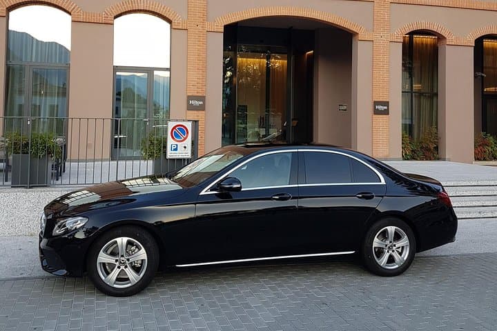 Lake Como-Private Transfer Como-Cernobbio-Moltrasio-Laglio to MXP