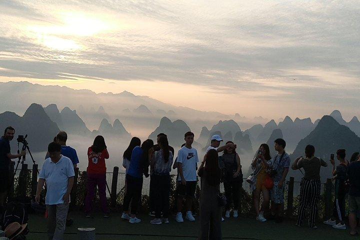 Visite privée d'une journée des montagnes à vol d'oiseau de Yangshuo