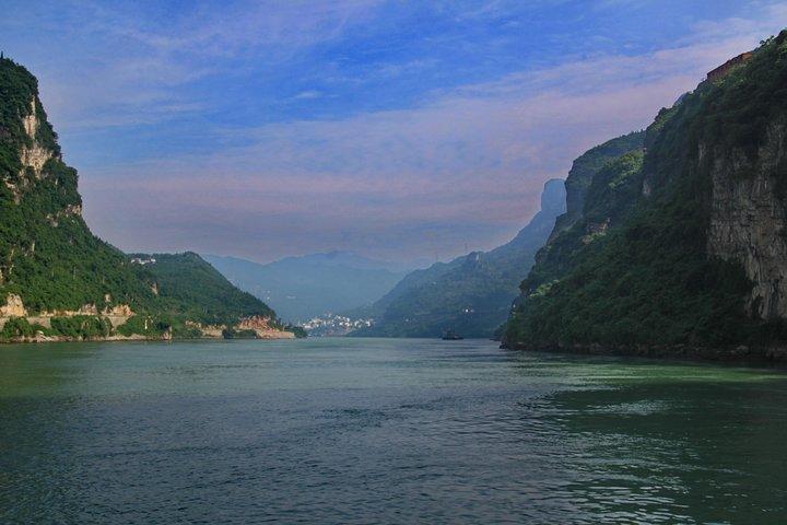 Yangtze River Cruise fra Yichang til Chongqing Upstream i 5 dage 4 nætter