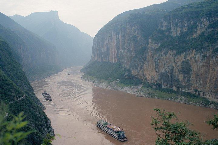 Yangtze River Cruise fra Yichang til Chongqing Upstream i 5 dage 4 nætter