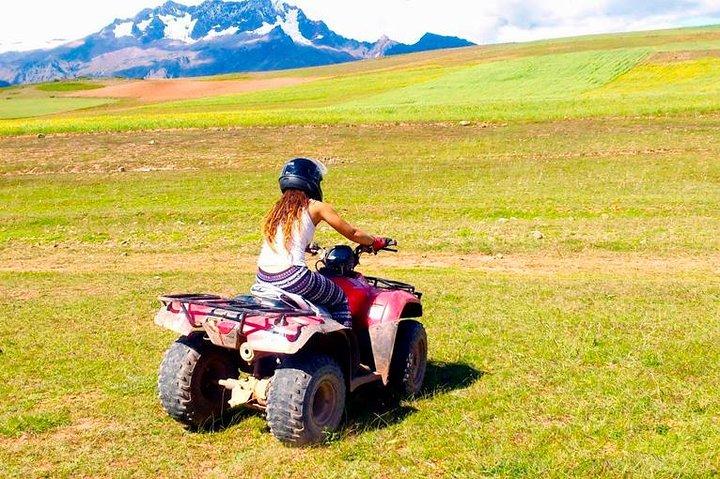 Passeio de quadriciclo em Moray e Maras, minas de sal de Cusco