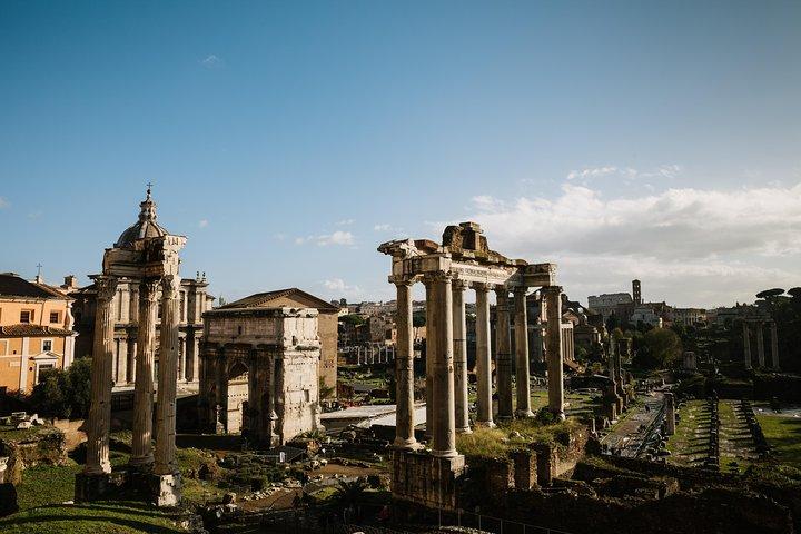 van Civitavecchia: Colosseum en het Forum Romanum