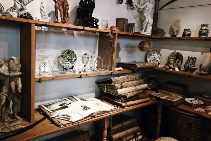 Rembrandt House & Neighborhood Exclusive Guided Walking Tour