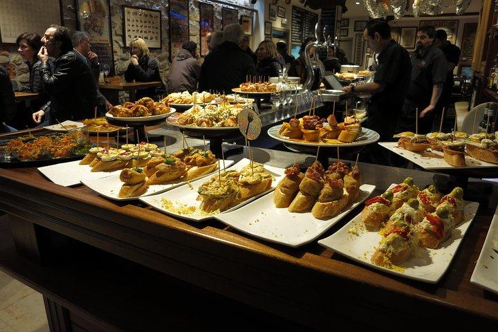 Visite guidée privée à pied des tapas de 3 heures à Séville