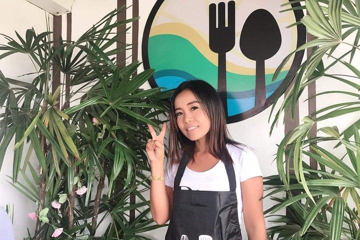 Riverside Thai Cooking Class i Khao Lak med Market Tour