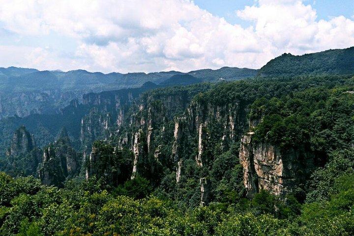 Private Tagestour durch den Nationalpark Zhangjiajie mit Mittagessen