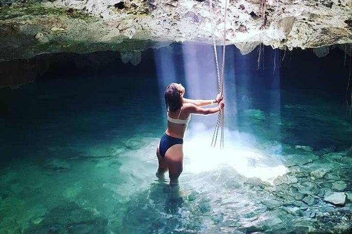 Halv dag Cave Cenotes Expedition