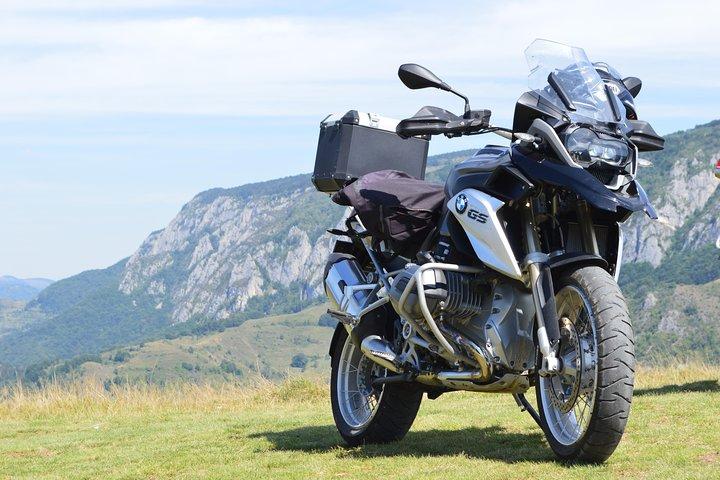 Tour moto en Europe de l'Est - Le meilleur des Balkans