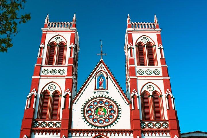 Tour privato di Pondicherry con Auroville e Chennai Drop Off