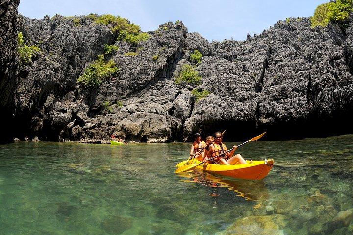 Adventure Kayak al Parco Marino di Angthong