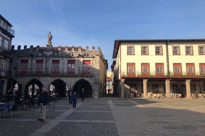 Braga & Guimarães Kleingruppentour mit Mittagessen & Tickets inklusive