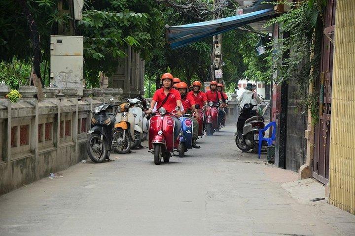 Hanoi Vintage Vespa City Tours