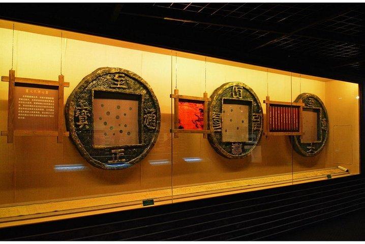 Visite privée d'une journée complète: mémoire du vieux Hangzhou et nouveaux points forts