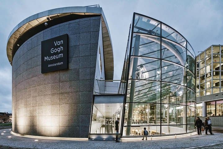 Van Gogh Museum Amsterdam Exclusive Tour w/ Reserved Entry