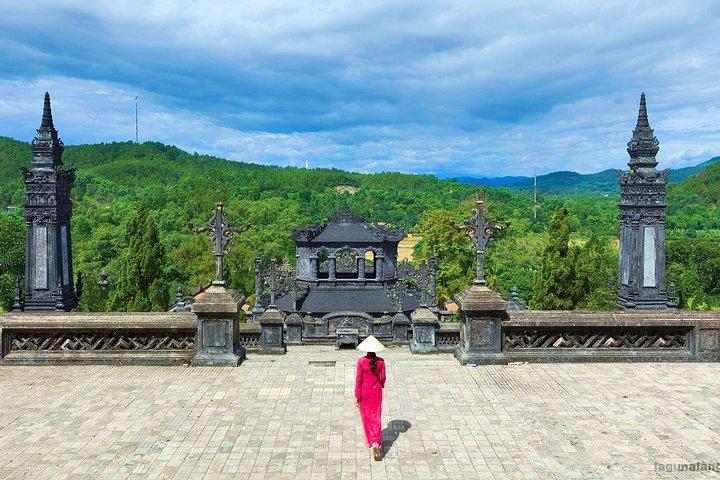 ホイアン/ダナンから皇城フエへの日帰り旅行