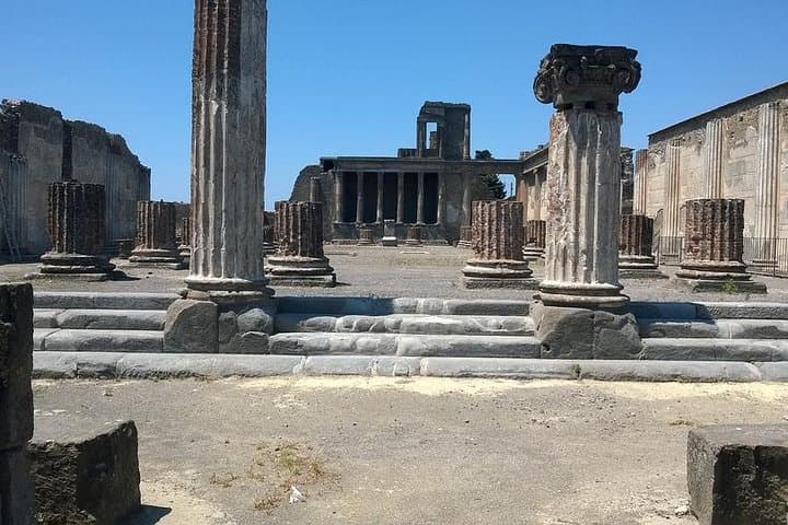 Private 6h Tour to Pompei and Ercolano with Port or Hotel pick-up