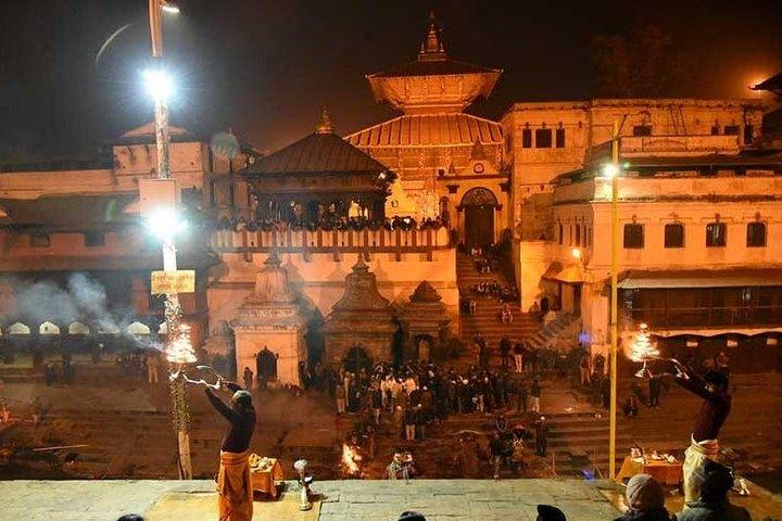カトマンズ発Pashupatinath Aarati旅行
