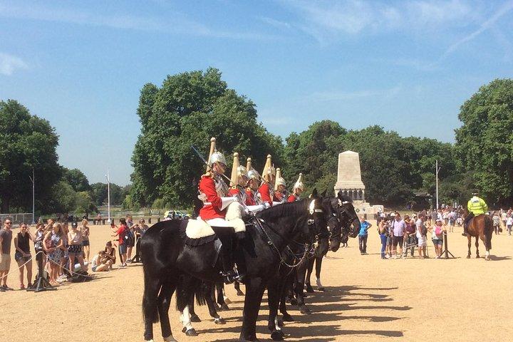 3時間ガイド付きプライベートウォーキングツアー:ロンドンの魅力