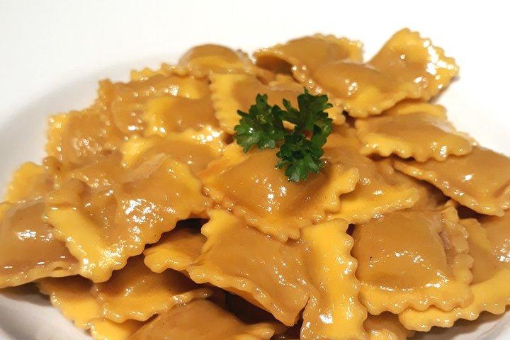 トリノグルメツアー: Do Eat Betterによるプレミアムなテイスティング体験