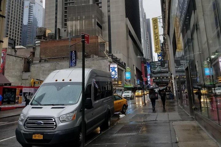 Privat transfer fra EWR til hoteller i NYC hver time