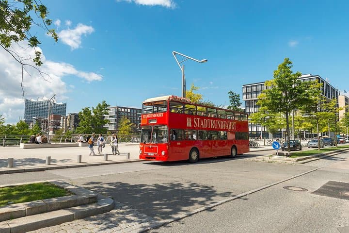 Hamburg Hop-on-Hop-off Tour, Harbor and Lake Alster Cruise