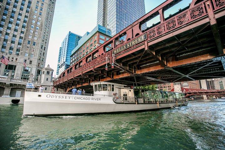 City Cruises Chicago: River Architectural Lunch Cruise