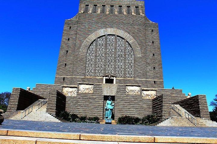 Johannesburg Guided Day Tour Pretoria, Soweto & Apartheid Museum