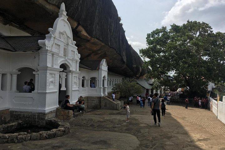 Sri Lanka Car With Driver Tour privado para dos personas durante 8 días.
